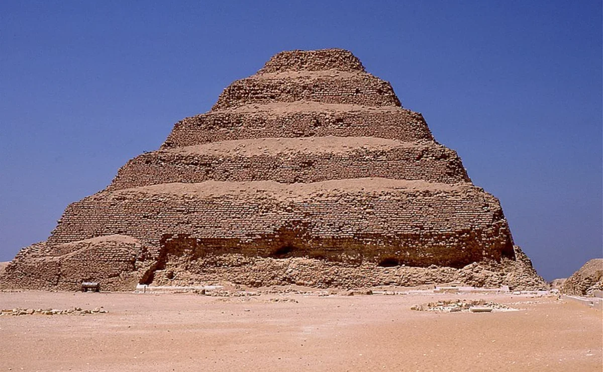 Древние радиоволны? Тайна пирамиды Хеопса потрясла ученых
